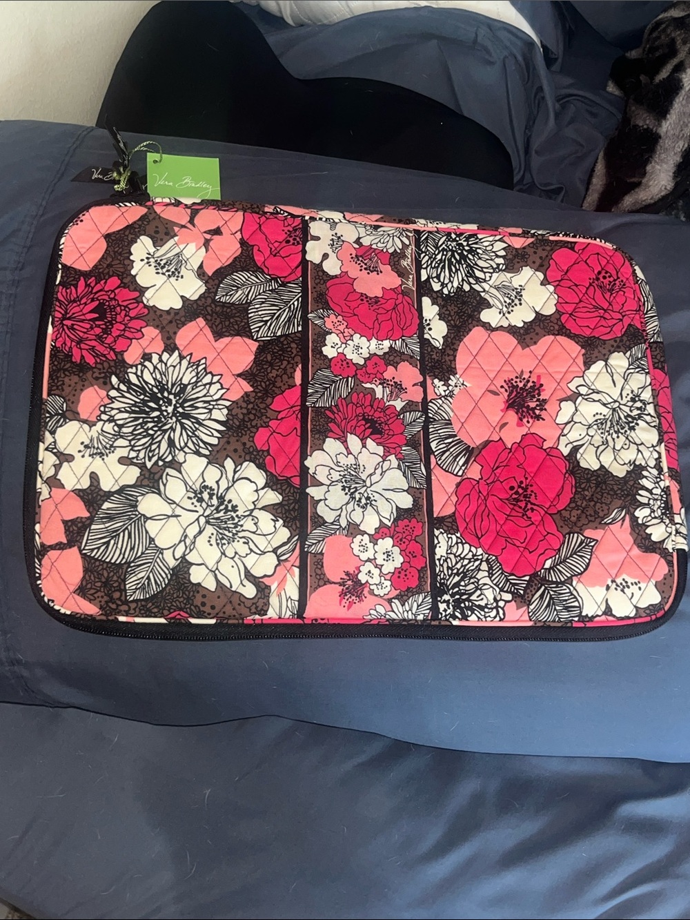 Vera Bradley NWT Retired 17” Mocha Rouge Quilted Laptop Sleeve